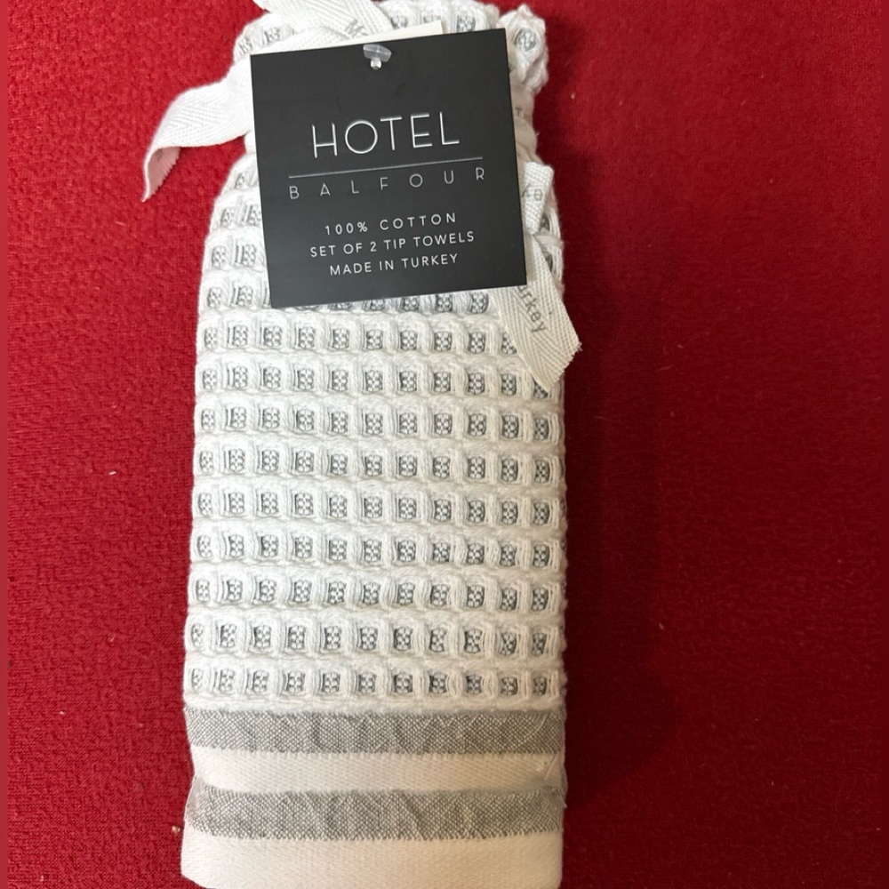 Hotel Balfour 2 Pack Grey White Tip Towels Textured Waffle-Weave Made In Turkey